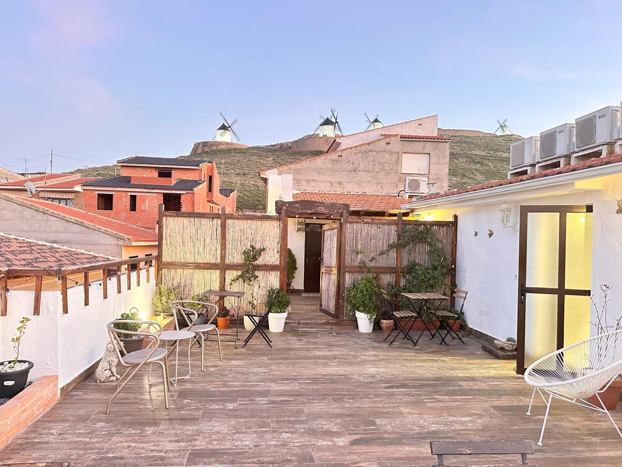 Apartamentos Oncemolinos Con Desayuno Consuegra Exteriör bild